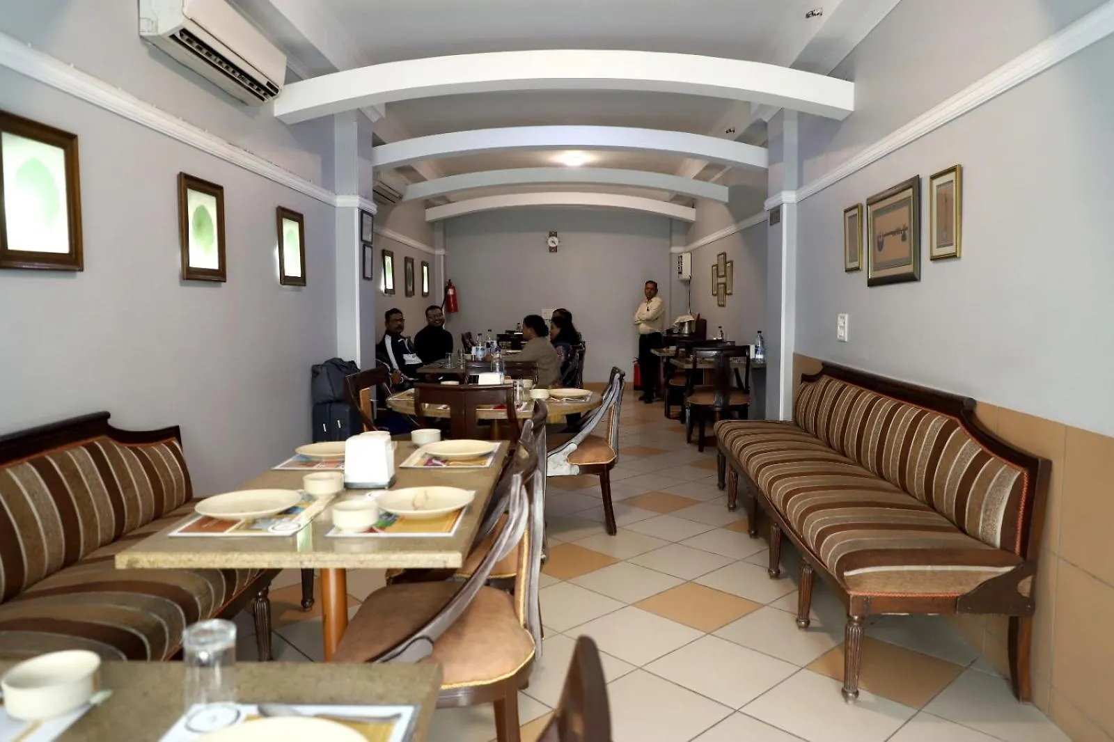 **  Airport Hotel Nowe Delhi Indie